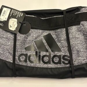 adidas Unisex Defender 4.0 Gym Duffel Bag Jersey Onix Grey black New 38 ML